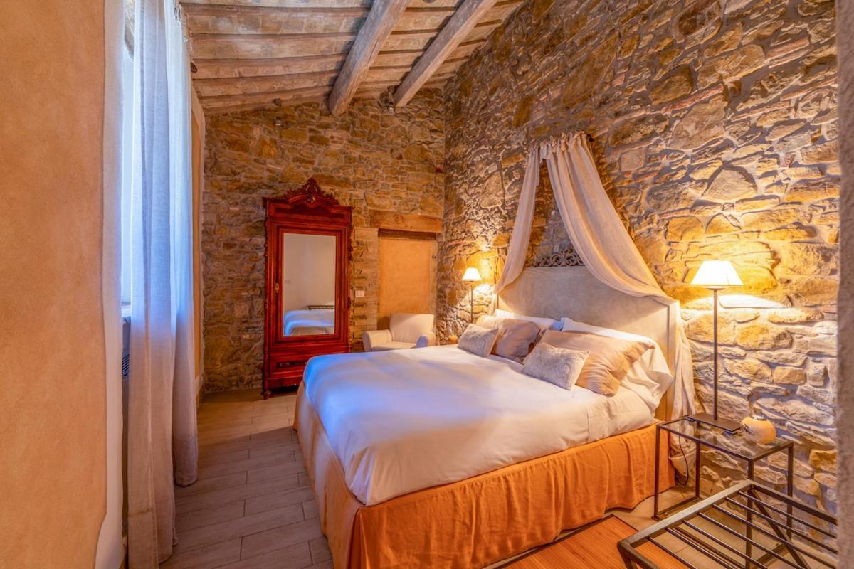 ペルージャ Relais Casamassimaヴィラ 部屋 写真